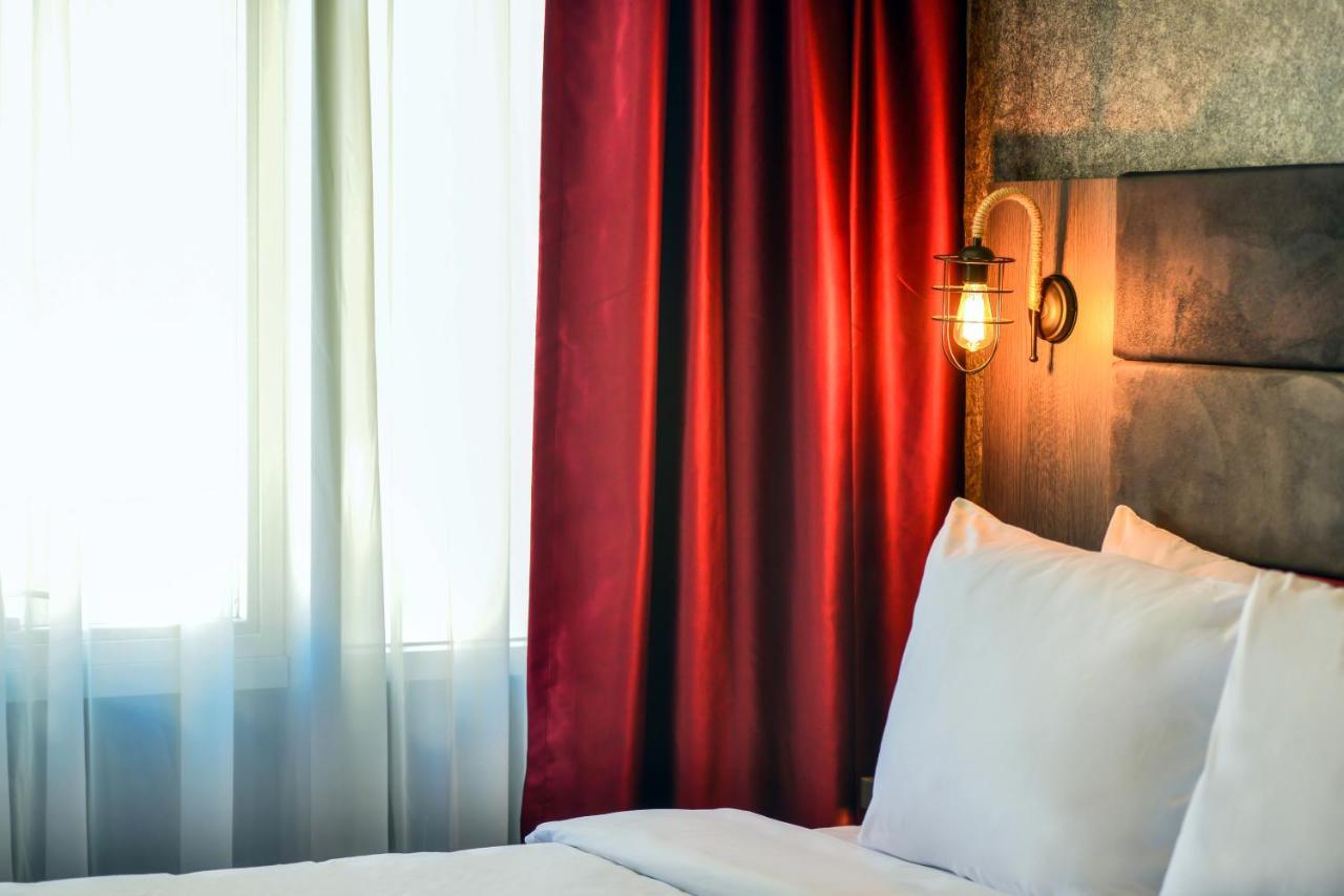 A11 Hotel Atasehir Istanboel Buitenkant foto
